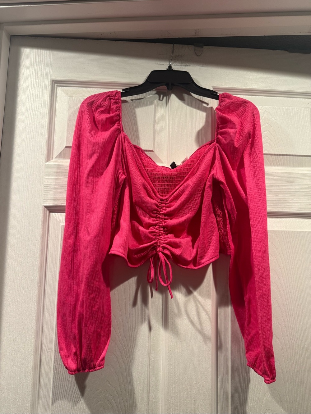 H&M Bright Pink Ruched Long-Sleeve Crop Top. Size XL